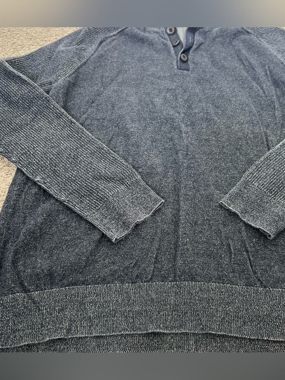 Express Men's Dark Navy V-Neck Henley Sweater Size XL